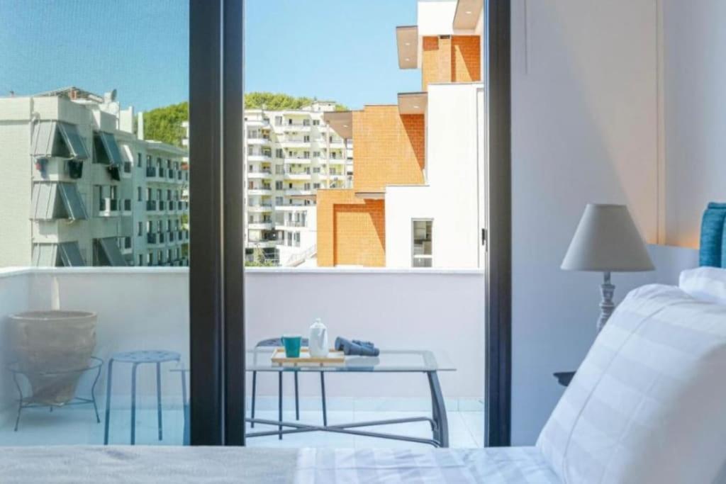 Luxury 1 In * Himare